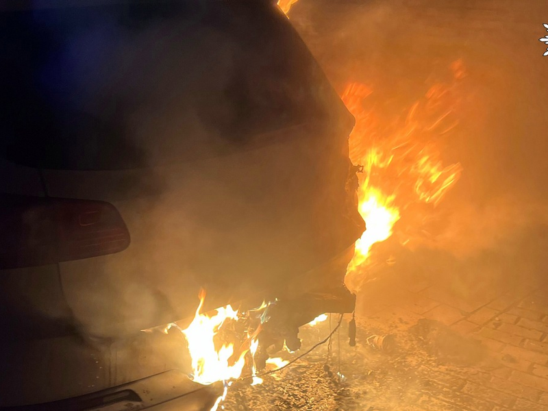 POL-OB: Zeugenaufruf nach Brandstiftung durch einen Böller - Foto: presseportal.de