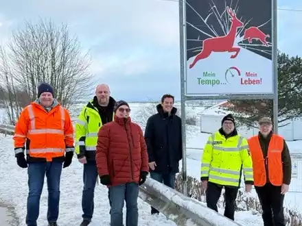 POL-NOM: Wildwarntafeln sollen Verkehrsteilnehmende zusätzlich sensibilisieren - Foto: presseportal.de