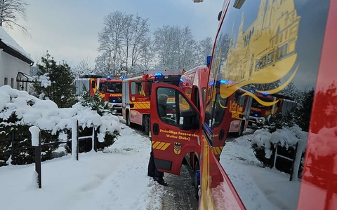 FW-EN: Wetter - Schnee sorgt auch heute für Einsätze der Feuerwehr Wetter (Ruhr) - Foto: presseportal.de