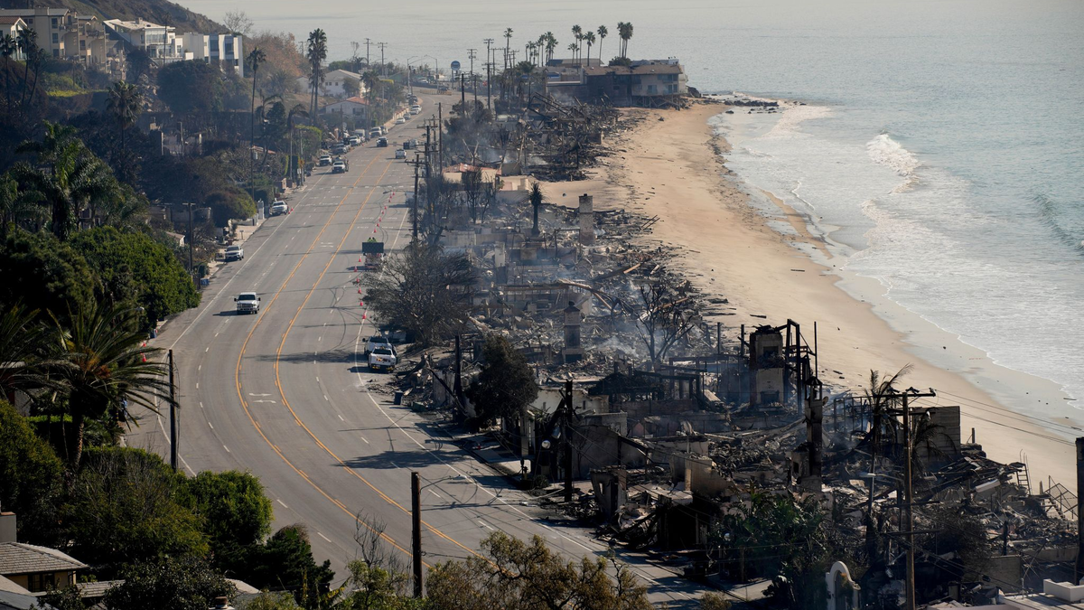 Die Zahl der Todesfälle ist auf 16 gestiegen. - Foto: John Locher/AP/dpa
