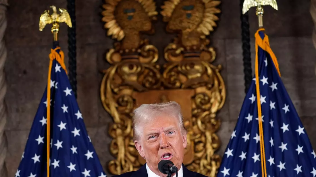 Trump hat in der Regel nie ein gutes Wort für Kaliforniens Gouverneur übrig. (Archivbild) - Bild: Evan Vucci/AP/dpa