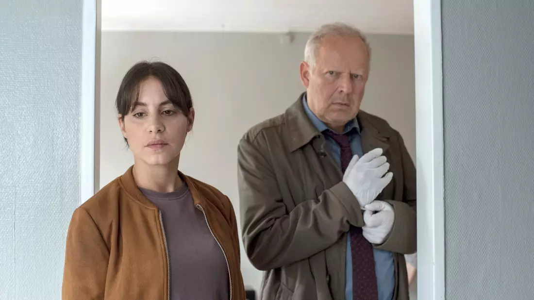 Mila Sahin und Klaus Borowski schlagen in dem Fall getrennte Wege ein. - Bild: Thorsten Jander/NDR/dpa