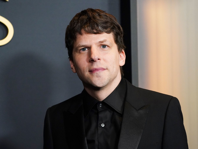 Jesse Eisenberg im November bei den Governors Awards in Los Angeles. (Archivbild) - Foto: Jordan Strauss/Invision via AP/dpa