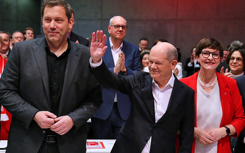 Lars Klingbeil, Olaf Scholz, Saskia Esken am 11.01.2025 - Foto: über dts Nachrichtenagentur