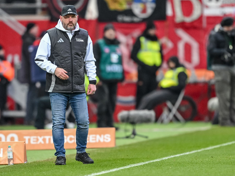 Steffen Baumgart feiert seinen Einstand als Union-Coach. - Foto: Harry Langer/dpa