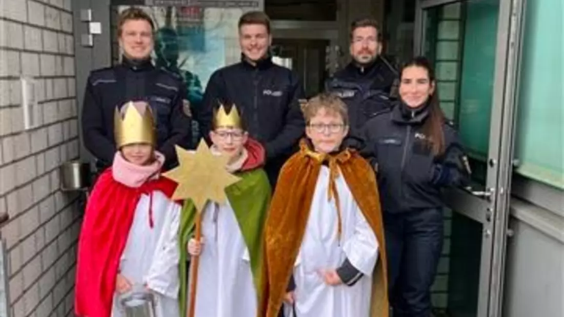 POL-PDMY: Die Heiligen Drei Könige zu Besuch bei der Polizeiinspektion Bad Neuenahr-Ahrweiler - Bild: presseportal.de