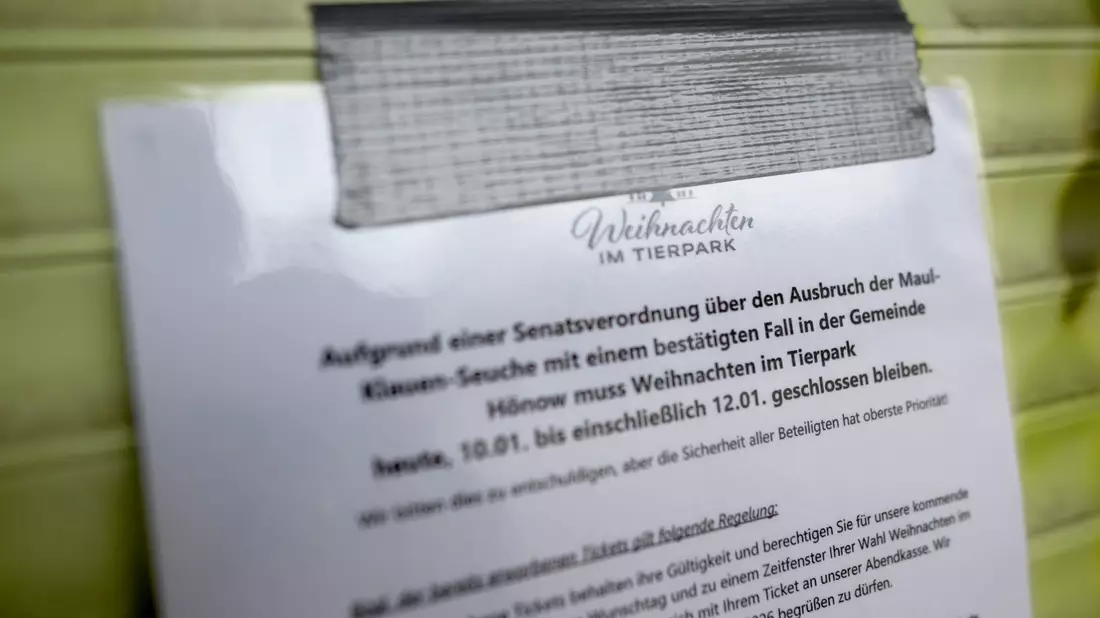 Vorsorglich bleiben der Tierpark und der Zoo in Berlin wegen des Ausbruchs der Maul- und Klauenseuche im benachbarten Brandenburg geschlossen. - Bild: Sebastian Gollnow/dpa