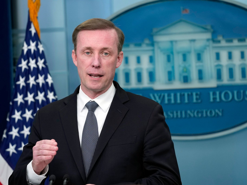 Bidens Sicherheitsberater, Jake Sullivan, hält einen baldigen Geisel-Deal für möglich - ebenso aber auch ein erneutes Scheitern der Verhandlungen. (Archivbild) - Foto: Susan Walsh/AP/dpa