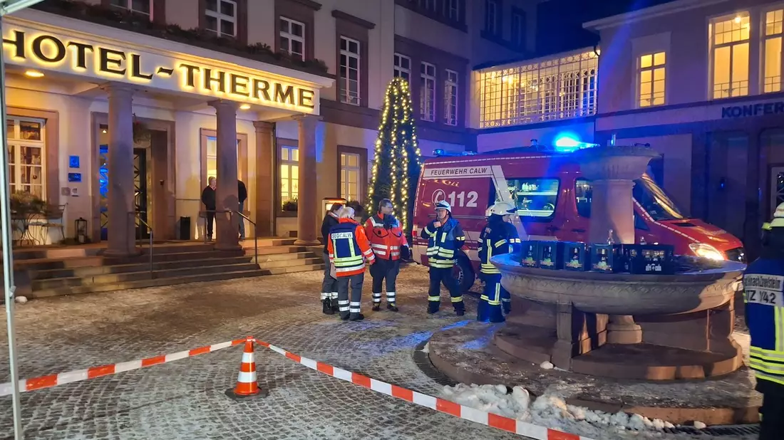 KFV-CW: Hotel in Bad Teinach wegen Kabelbrand evakuiert /Schmorbrand in Wand des Dampfbades - Bild: presseportal.de