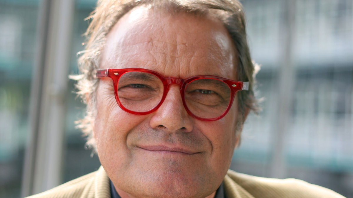 Der italienische Star-Fotograf Oliviero Toscani ist gestorben. (Archivfoto) - Foto: Daniel Bockwoldt/dpa