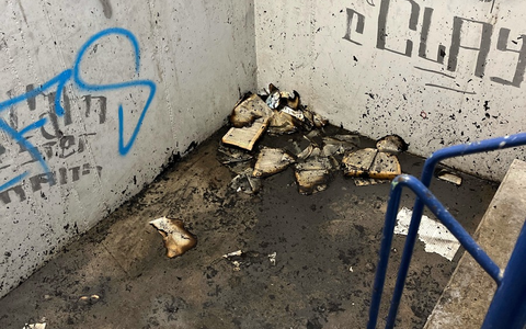 POL-COE: Coesfeld, Münsterstraße/ Bücher im Parkhaus angezündet - Foto: presseportal.de