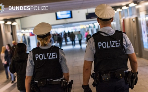 Bundespolizeidirektion München: Schlägerei am Pasinger Bahnhof / Bundespolizisten vereiteln Fluchtversuch - Foto: presseportal.de