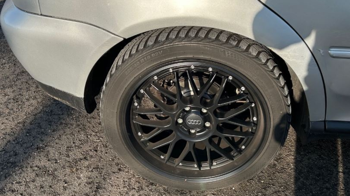 POL-PDLD: A65/Höhe Kirrweiler - Getuntes Fahrzeug - Foto: presseportal.de