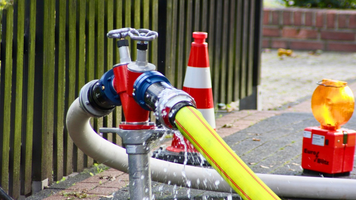 FW Hünxe: Gemeldeter Zimmerbrand - Foto: presseportal.de
