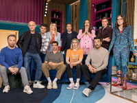 Ernste Mienen beim Cast der neuen «LOL»-Staffel. - Foto: ---/Agentur filmcontact/Prime Video/dpa