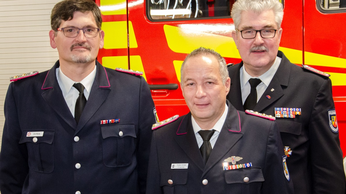 FW-RD: Wehrführung der Osterrönfelder Feuerwehr wiedergewählt für die nächsten 6 Jahre! - Foto: presseportal.de