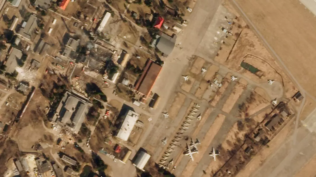 Wird der zivile Flugbetrieb am Airport Lwiw im äußersten Westen der Ukraine wieder aufgenommen? (Archivbild) - Bild: Planet Labs Pbc/Planet Labs PBC/AP/dpa