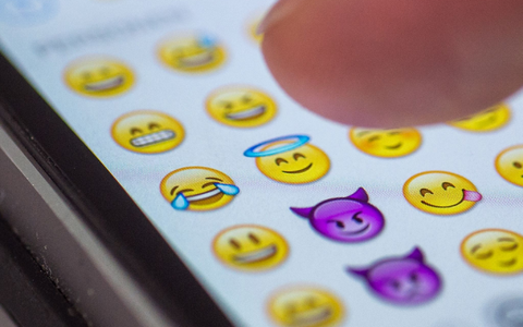 Auch im ersten Quartal 2025 gibt es wieder neue Emojis. (Symbolbild) - Foto: picture alliance / Matthias Balk/dpa