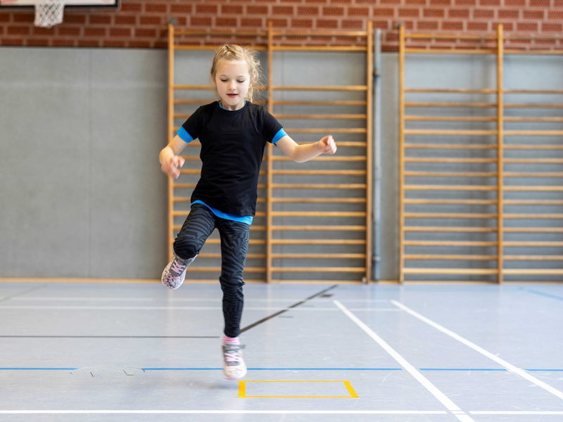 DEICHMANN sucht Deutschlands fitteste Grundschule: / Bewegungsinitiative geht 2025 nach erfolgreicher Premiere in die zweite Runde - Foto: presseportal.de