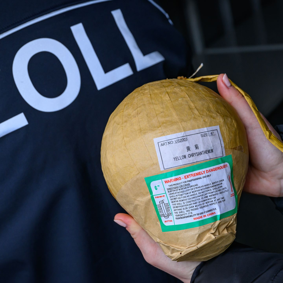 Kugelbomben werden regelmäßig vom Zoll beschlagnahmt. - Foto: Patrick Pleul/dpa