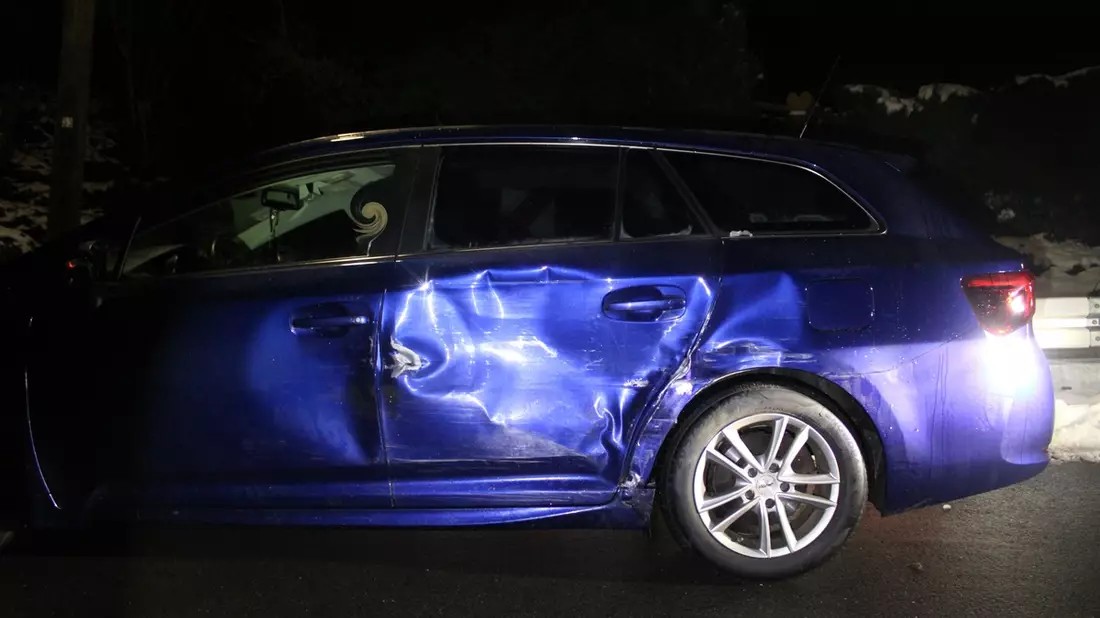 POL-RBK: Burscheid - Dunkler SUV nach Unfallflucht gesucht - Bild: presseportal.de