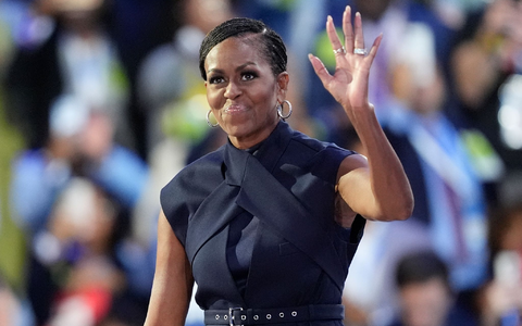 Die ehemalige First Lady Michelle Obama. (Archivbild) - Foto: Charles Rex Arbogast/AP/dpa