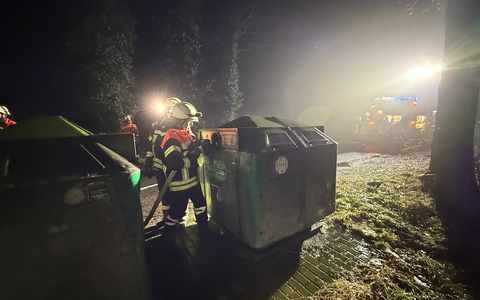 FW-ROW: Entstehungsbrand im Altglascontainer - Foto: presseportal.de