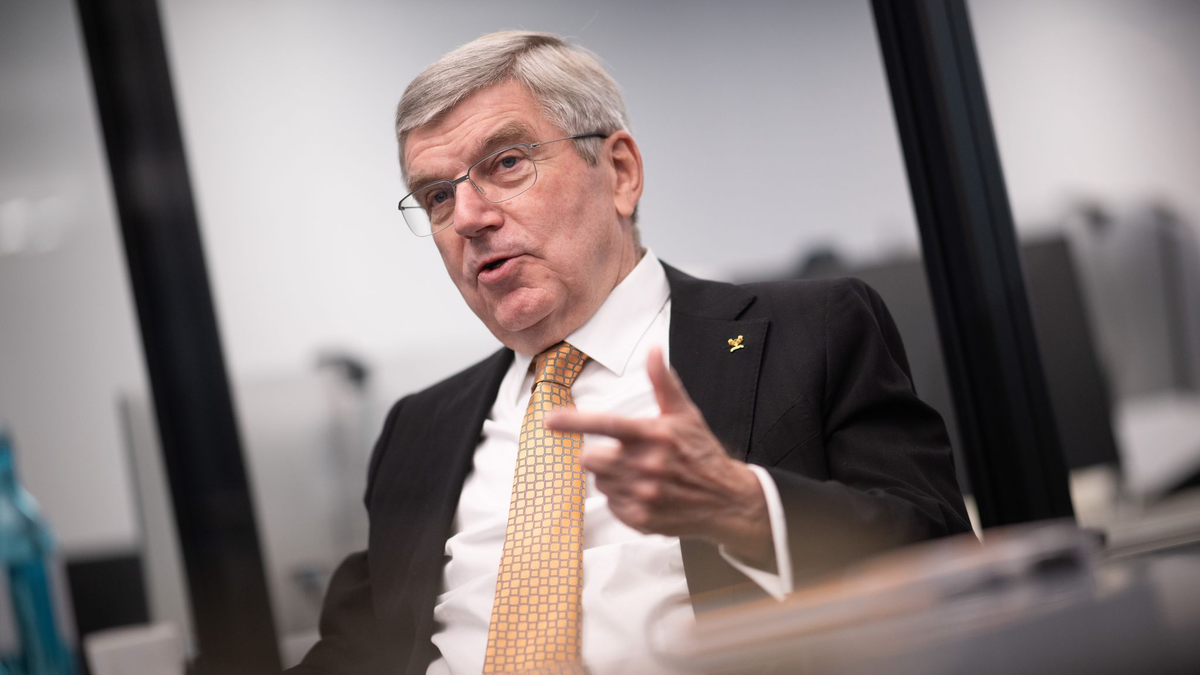 IOC-Präsident Thomas Bach wünscht sich eine transparente Aufarbeitung der Vorwürfe über Missbrauch im deutschen Turnsport. - Foto: Sebastian Christoph Gollnow/dpa