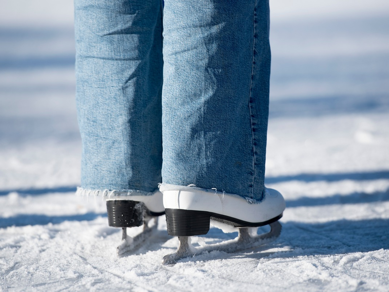 TÜV SÜD-Tipps zu Kauf und Pflege von Schlittschuhen - Foto: presseportal.de