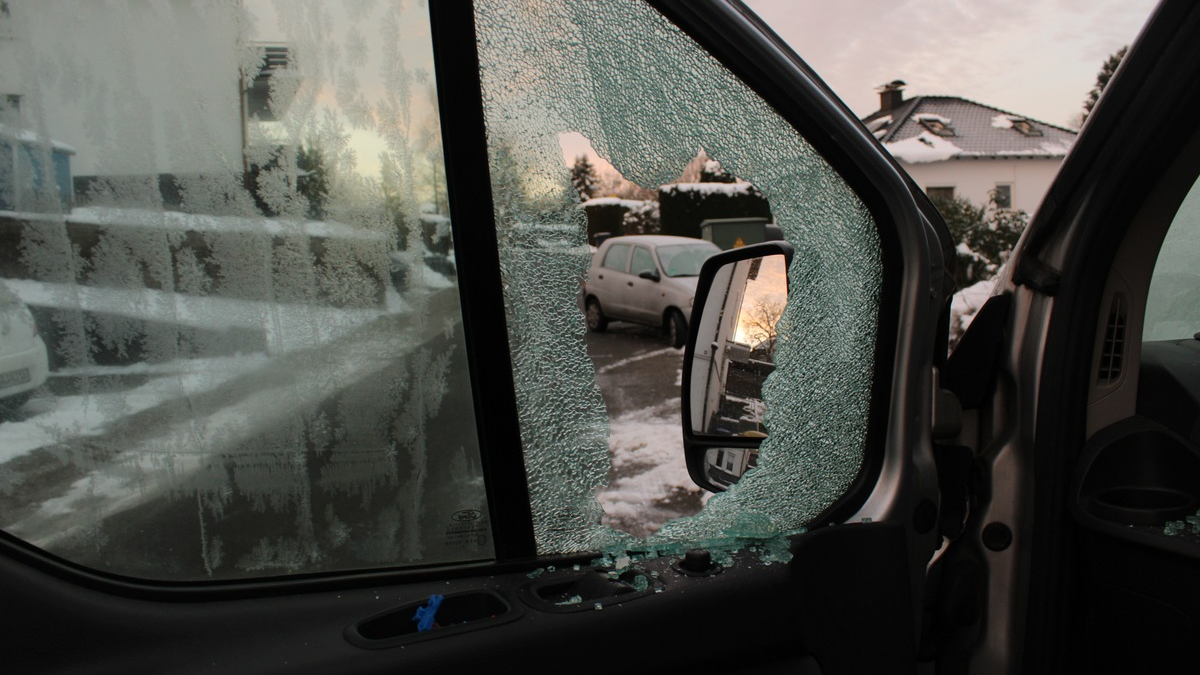 POL-RBK: Wermelskirchen - Zwei Diebstähle aus Handwerkerfahrzeugen - Foto: presseportal.de