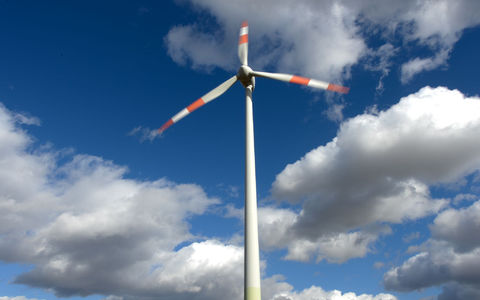 In Hessen wurden 2024 22 Anlagen in Betrieb genommen. (Archivbild) - Foto: Arne Dedert/dpa