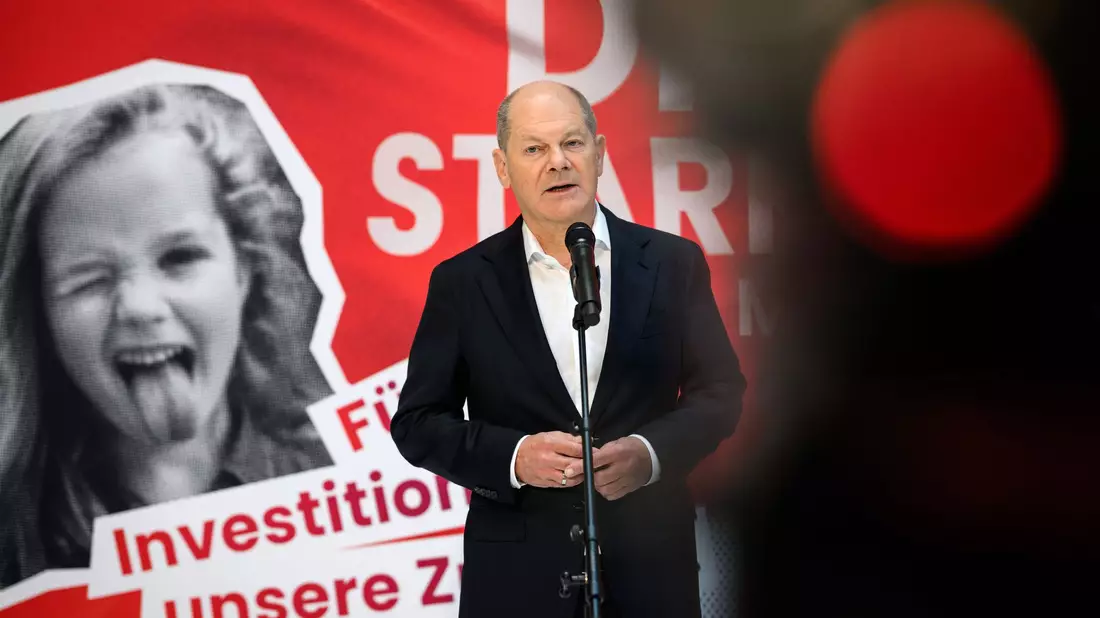 Friedrich Merz verteidigt seine Äußerungen zu «grünem Stahl». - Bild: Bernd von Jutrczenka/dpa