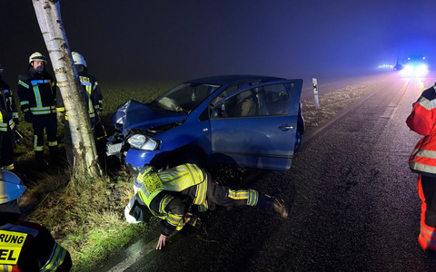 FFW Fredenbeck: Verkehrsunfall auf L 123 / 28-jähriger aus LK ROW leicht verletzt - Foto: presseportal.de