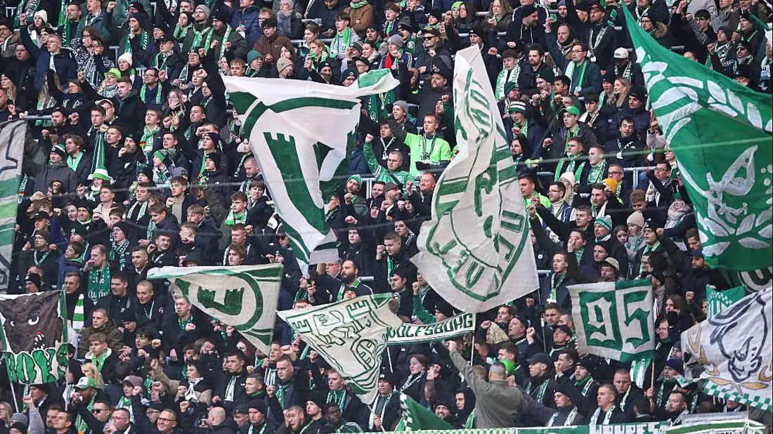Fans des VfL Wolfsburg (Archiv) - Bild: über dts Nachrichtenagentur