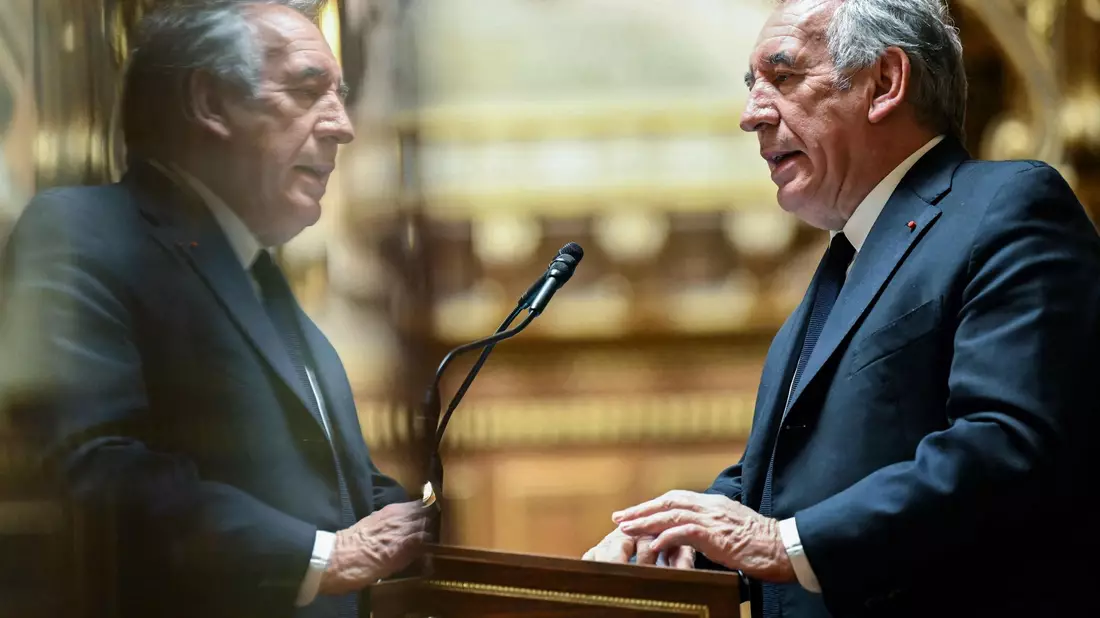 Bayrous Kabinett hat keine eigene Mehrheit im Parlament. - Bild: Bertrand Guay/AFP/dpa