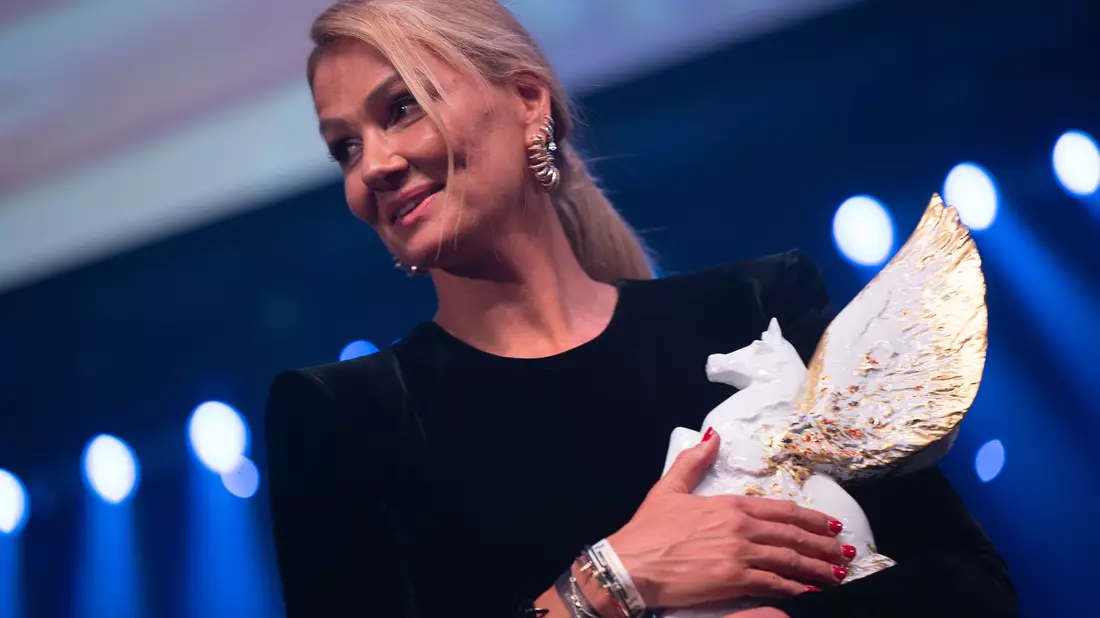  Franziska van Almsick würde gern das Leistungsprinzip stärker in der Gesellschaft verankern. - Bild: Sebastian Gollnow/dpa
