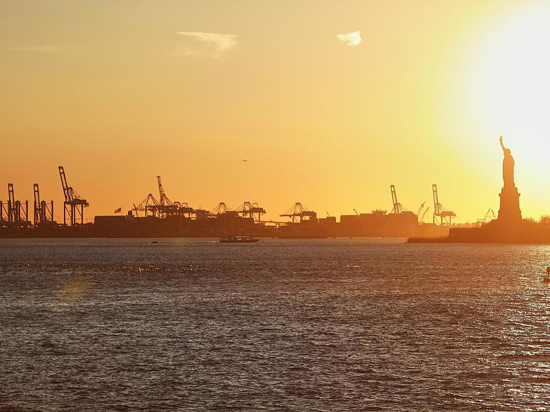New Yorker Hafen und Freiheitsstatue (Archiv) - Foto: über dts Nachrichtenagentur