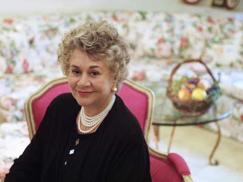 Machte spät in Hollywood Karriere: Joan Plowright - Foto: Suzanne Plunkett/AP/dpa