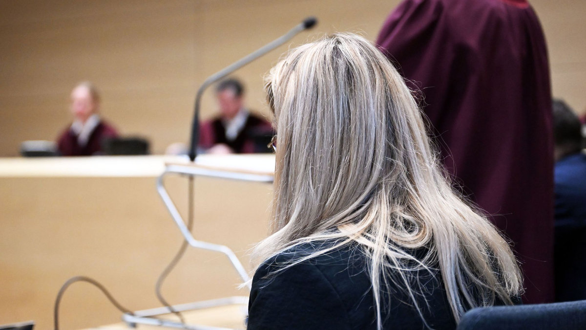 Hausbesitzerin W. kämpft in Karlsruhe um ihr Familienheim. - Foto: Uli Deck/dpa