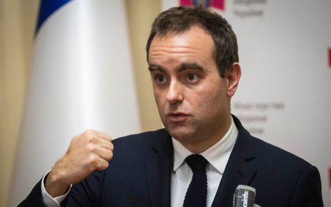 Frankreichs Verteidigungsminister wirft Russland ein aggressives Verhalten vor. - Foto: Efrem Lukatsky/AP/dpa