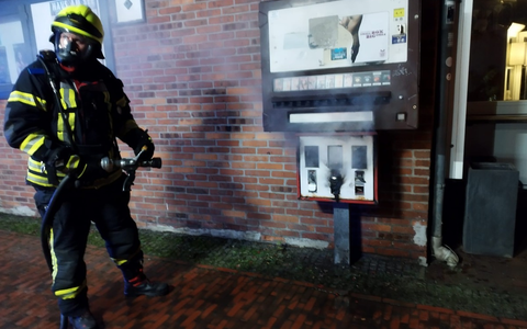 FW-ROW: Unklarer Feuerschein am Gebäude fordert Einsatz der Feuerwehr - Foto: presseportal.de