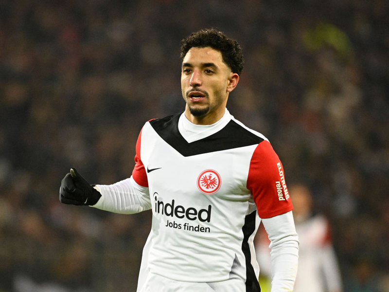 Ägyptens Stürmer Marmoush steht am Freitag nicht im Kader von Eintracht Frankfurt. - Foto: Gregor Fischer/dpa