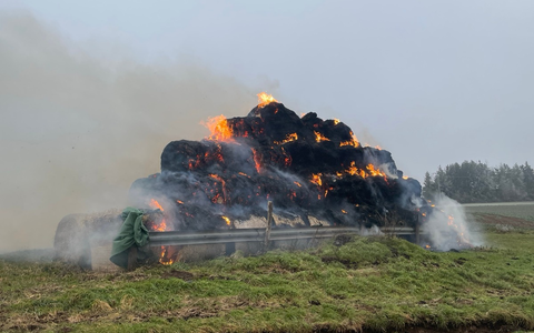 POL-PDKL: Heuballen in Brand - Feuerteufel unterwegs? - Foto: presseportal.de