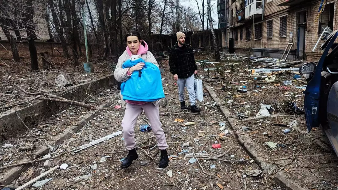 In der Großstadt Krywyj Rih starben ukrainischen Angaben zufolge durch russischen Beschuss vier Menschen.  - Bild: -/Staatlicher Zivilschutzdienst De/dpa