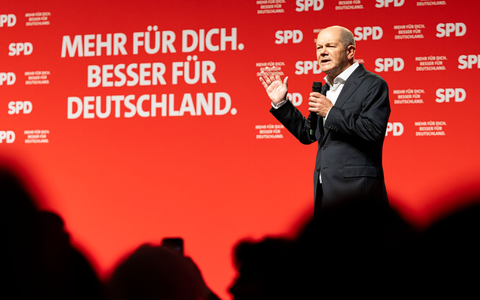 Scholz hofft auf ein Kriegsende noch im Jahr 2025.  - Foto: Michael Matthey/dpa