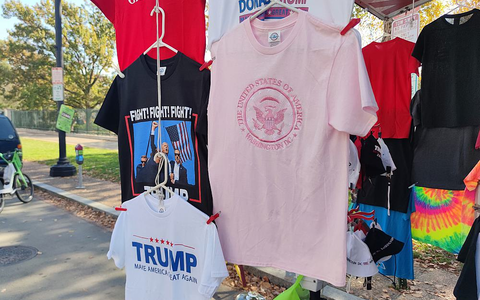 Donald-Trump-T-Shirts (Archiv) - Foto: über dts Nachrichtenagentur