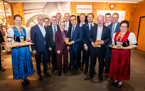 Hochkarätiger Besuch am Schweizer Stand - Foto: AMS Agro-Marketing Suisse über pressetext.de