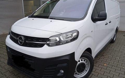 LPI-SLF: Opel Vivaro in Pößneck entwendet - Foto: presseportal.de