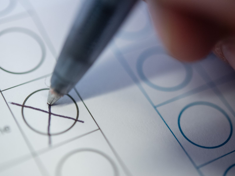 In fünf Wochen ist Bundestagswahl - eine neue Umfrage sieht die Union nun bei 29 Prozent. - Foto: Sebastian Gollnow/dpa