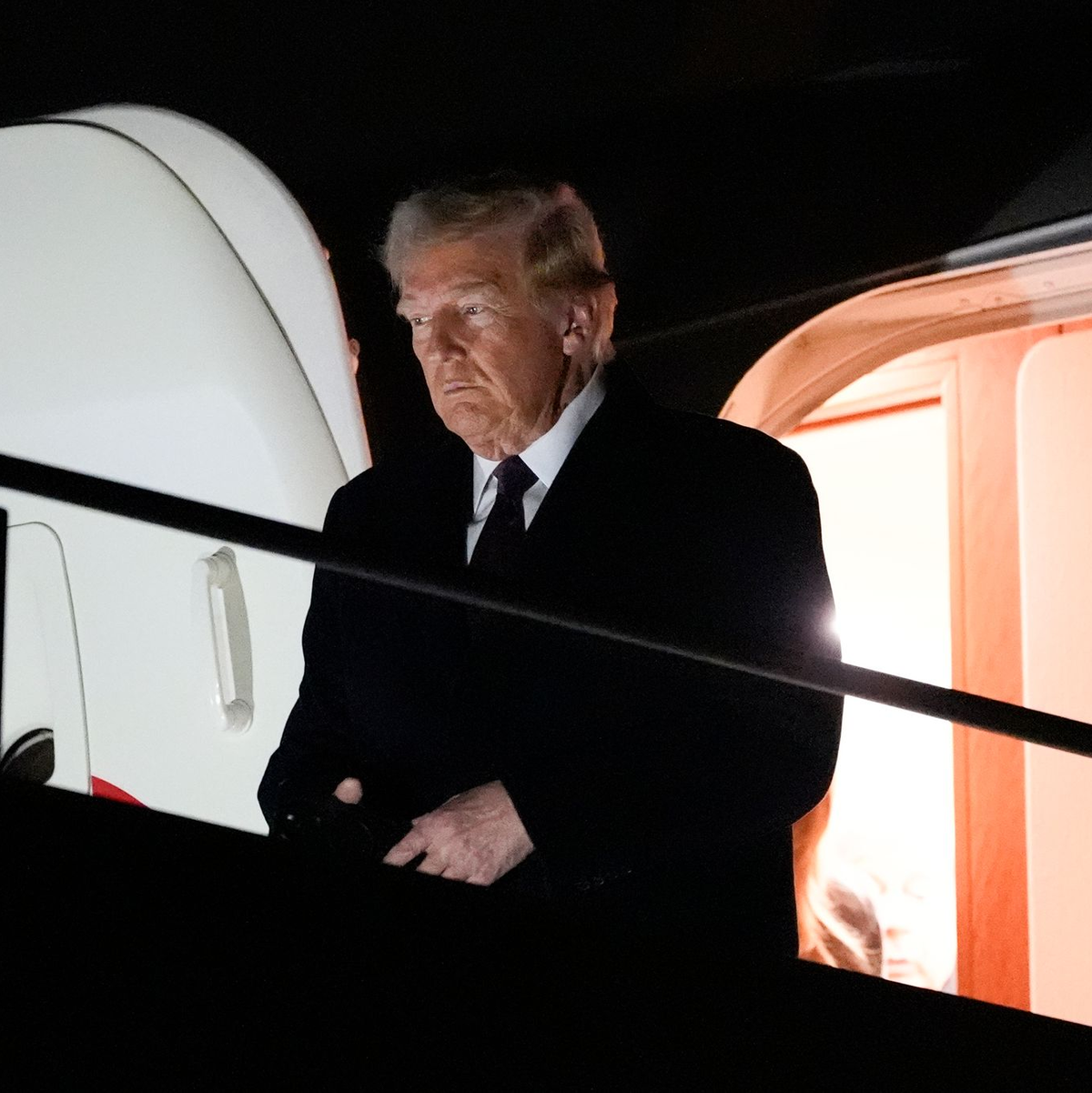 Der künftige Präsident Donald Trump will rasch nach seiner Vereidigung gegen Migranten in den USA ohne legale Papiere vorgehen. - Foto: Alex Brandon/AP/dpa